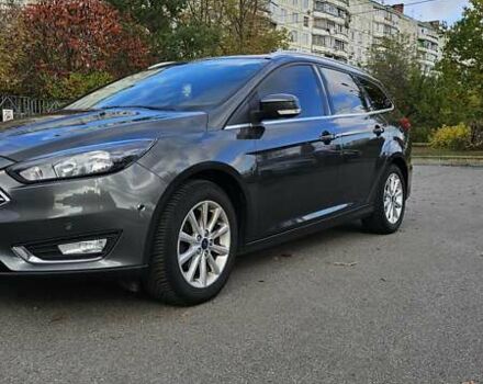 Серый Форд Фокус, объемом двигателя 1.5 л и пробегом 238 тыс. км за 10800 $, фото 1 на Automoto.ua