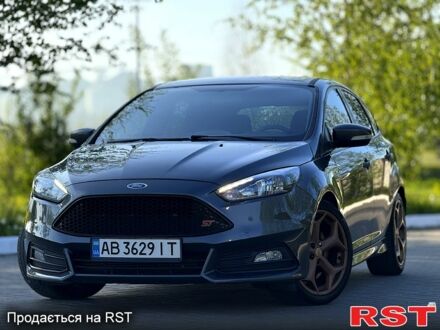 Форд Фокус 2017 у Кропивницькому (Кіровограді) на Automoto.ua Сірий Форд Фокус, об'ємом двигуна 2 л та пробігом 143 тис. км за 11999 $, фото 1 на Automoto.ua