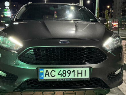 Сірий Форд Фокус, об'ємом двигуна 1.5 л та пробігом 280 тис. км за 12000 $, фото 1 на Automoto.ua