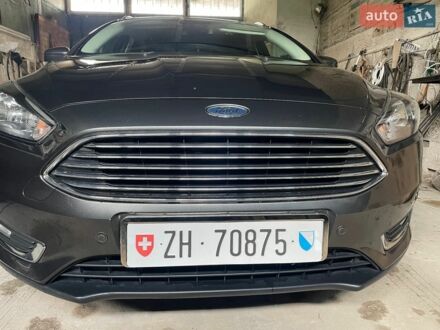 Сірий Форд Фокус, об'ємом двигуна 1.5 л та пробігом 193 тис. км за 9600 $, фото 1 на Automoto.ua