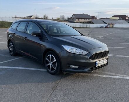 Серый Форд Фокус, объемом двигателя 1.5 л и пробегом 222 тыс. км за 8500 $, фото 1 на Automoto.ua