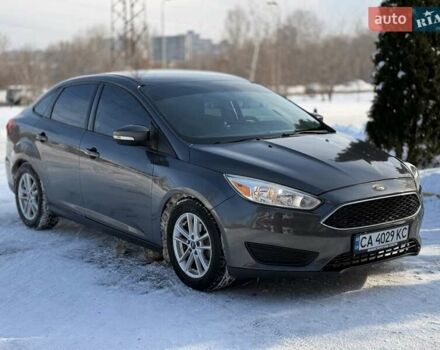 Сірий Форд Фокус, об'ємом двигуна 2 л та пробігом 193 тис. км за 8750 $, фото 1 на Automoto.ua