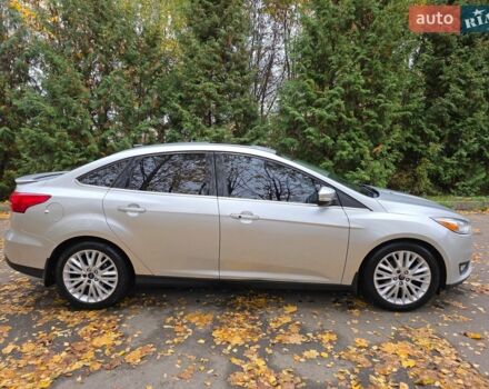 Серый Форд Фокус, объемом двигателя 2 л и пробегом 162 тыс. км за 7500 $, фото 1 на Automoto.ua
