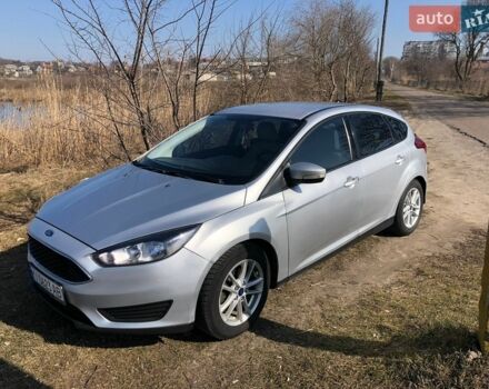 Сірий Форд Фокус, об'ємом двигуна 2 л та пробігом 131 тис. км за 9500 $, фото 1 на Automoto.ua