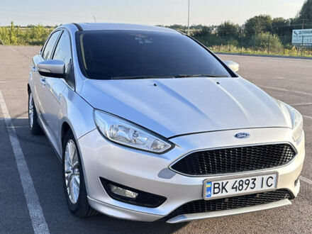 Серый Форд Фокус, объемом двигателя 2 л и пробегом 200 тыс. км за 8200 $, фото 1 на Automoto.ua