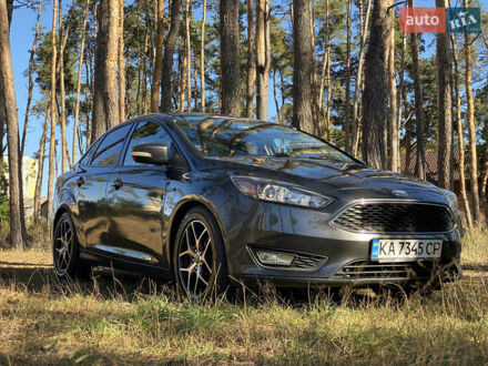 Форд Фокус 2017 в Киеве на Automoto.ua Серый Форд Фокус, объемом двигателя 2 л и пробегом 125 тыс. км за 12500 $, фото 1 на Automoto.ua