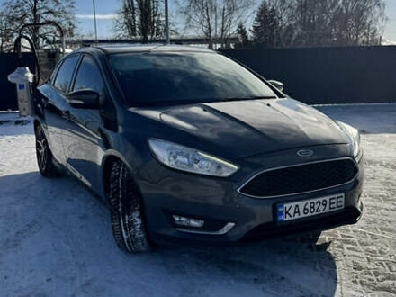 Серый Форд Фокус, объемом двигателя 2 л и пробегом 119 тыс. км за 9800 $, фото 1 на Automoto.ua