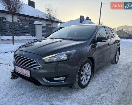 Сірий Форд Фокус, об'ємом двигуна 2 л та пробігом 280 тис. км за 8950 $, фото 1 на Automoto.ua
