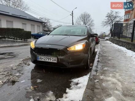 Сірий Форд Фокус, об'ємом двигуна 2 л та пробігом 46 тис. км за 9800 $, фото 1 на Automoto.ua
