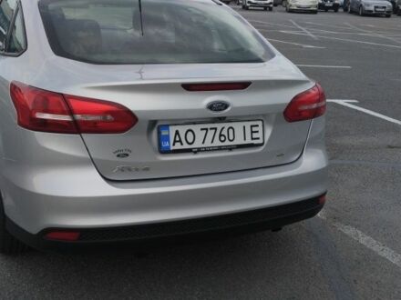 Сірий Форд Фокус, об'ємом двигуна 2 л та пробігом 142 тис. км за 8999 $, фото 1 на Automoto.ua