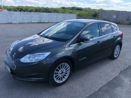 Сірий Форд Фокус, об'ємом двигуна 0 л та пробігом 97 тис. км за 9600 $, фото 1 на Automoto.ua