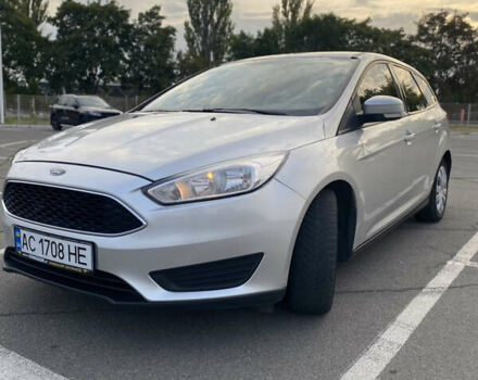 Сірий Форд Фокус, об'ємом двигуна 1.5 л та пробігом 255 тис. км за 8800 $, фото 1 на Automoto.ua