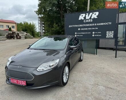 Сірий Форд Фокус, об'ємом двигуна 0 л та пробігом 67 тис. км за 9300 $, фото 1 на Automoto.ua