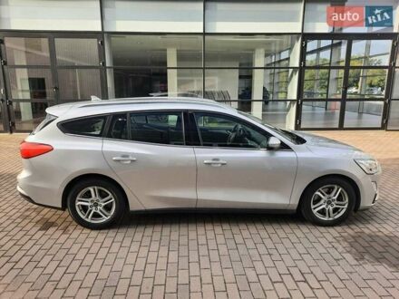 Сірий Форд Фокус, об'ємом двигуна 1.5 л та пробігом 176 тис. км за 13499 $, фото 1 на Automoto.ua