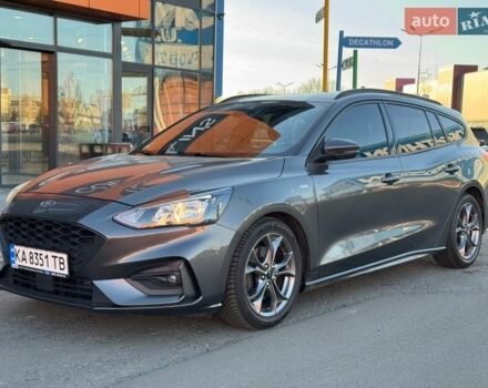 Серый Форд Фокус, объемом двигателя 1.5 л и пробегом 158 тыс. км за 13500 $, фото 1 на Automoto.ua