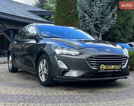 Сірий Форд Фокус, об'ємом двигуна 1.5 л та пробігом 144 тис. км за 13700 $, фото 1 на Automoto.ua