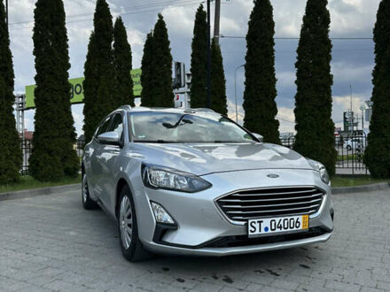 Серый Форд Фокус, объемом двигателя 1.5 л и пробегом 170 тыс. км за 12800 $, фото 1 на Automoto.ua
