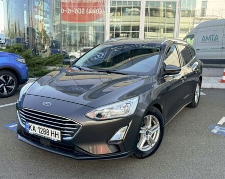 Сірий Форд Фокус, об'ємом двигуна 1.5 л та пробігом 70 тис. км за 15900 $, фото 1 на Automoto.ua