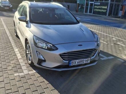 Серый Форд Фокус, объемом двигателя 1.5 л и пробегом 180 тыс. км за 13600 $, фото 1 на Automoto.ua