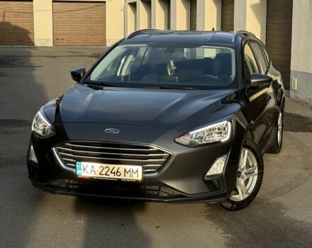 Серый Форд Фокус, объемом двигателя 1.5 л и пробегом 110 тыс. км за 14300 $, фото 1 на Automoto.ua