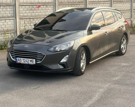 Сірий Форд Фокус, об'ємом двигуна 1.5 л та пробігом 115 тис. км за 12777 $, фото 1 на Automoto.ua