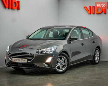 Серый Форд Фокус, объемом двигателя 1.5 л и пробегом 60 тыс. км за 16434 $, фото 1 на Automoto.ua