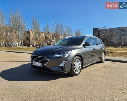 Серый Форд Фокус, объемом двигателя 1.5 л и пробегом 161 тыс. км за 13950 $, фото 1 на Automoto.ua