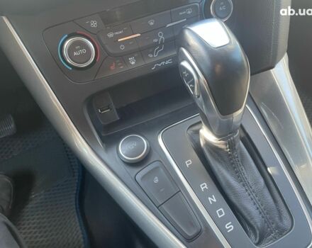 Синий Форд Фокус, объемом двигателя 1.9 л и пробегом 52 тыс. км за 12500 $, фото 11 на Automoto.ua