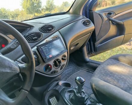 Синій Форд Фокус, об'ємом двигуна 1.8 л та пробігом 264 тис. км за 1453 $, фото 9 на Automoto.ua