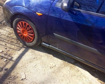 Синий Форд Фокус, объемом двигателя 1.8 л и пробегом 345 тыс. км за 1531 $, фото 6 на Automoto.ua