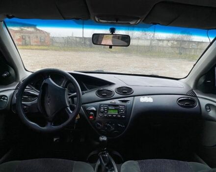 Синій Форд Фокус, об'ємом двигуна 1.8 л та пробігом 255 тис. км за 1800 $, фото 11 на Automoto.ua