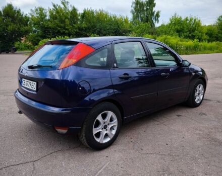 Синий Форд Фокус, объемом двигателя 1.6 л и пробегом 300 тыс. км за 3700 $, фото 1 на Automoto.ua