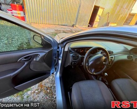 Синий Форд Фокус, объемом двигателя 1.6 л и пробегом 200 тыс. км за 3600 $, фото 3 на Automoto.ua