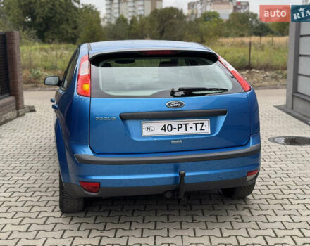 Синій Форд Фокус, об'ємом двигуна 1.6 л та пробігом 220 тис. км за 4500 $, фото 11 на Automoto.ua