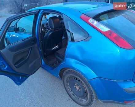 Синий Форд Фокус, объемом двигателя 2 л и пробегом 450 тыс. км за 3800 $, фото 7 на Automoto.ua