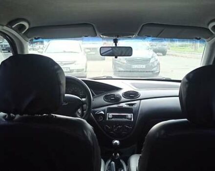 Синий Форд Фокус, объемом двигателя 1.4 л и пробегом 300 тыс. км за 3200 $, фото 4 на Automoto.ua