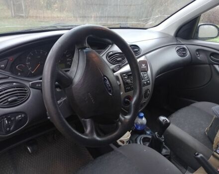 Синій Форд Фокус, об'ємом двигуна 1 л та пробігом 330 тис. км за 2200 $, фото 1 на Automoto.ua