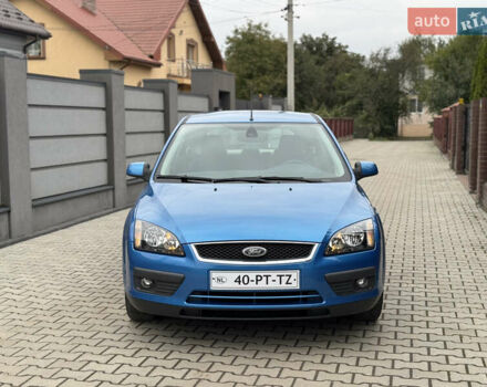 Синій Форд Фокус, об'ємом двигуна 1.6 л та пробігом 220 тис. км за 4500 $, фото 3 на Automoto.ua