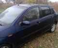 Синій Форд Фокус, об'ємом двигуна 1 л та пробігом 330 тис. км за 2200 $, фото 4 на Automoto.ua