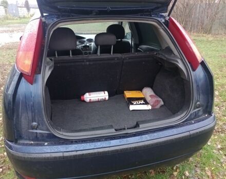 Синій Форд Фокус, об'ємом двигуна 1 л та пробігом 330 тис. км за 2200 $, фото 5 на Automoto.ua