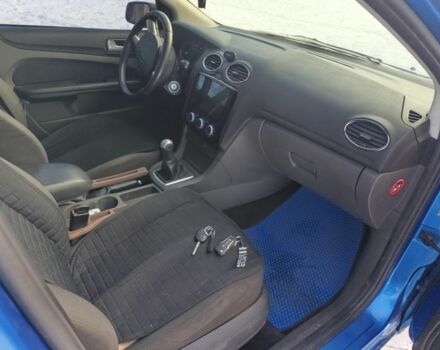 Синій Форд Фокус, об'ємом двигуна 1.6 л та пробігом 435 тис. км за 3350 $, фото 17 на Automoto.ua