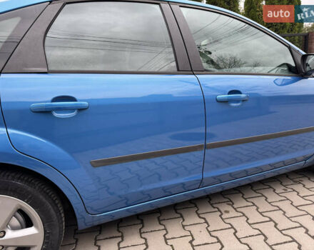 Синій Форд Фокус, об'ємом двигуна 1.6 л та пробігом 220 тис. км за 4500 $, фото 9 на Automoto.ua