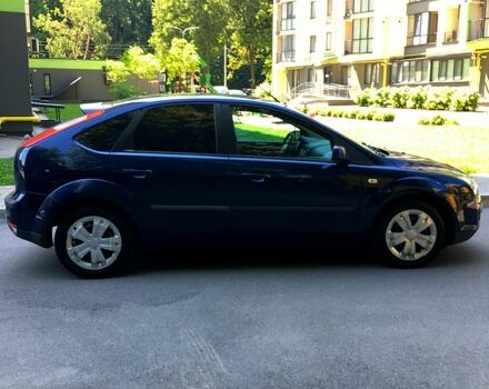 Синий Форд Фокус, объемом двигателя 1.6 л и пробегом 280 тыс. км за 4400 $, фото 4 на Automoto.ua