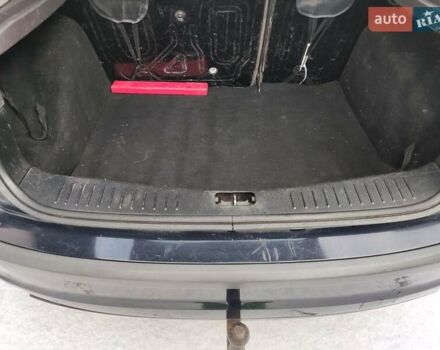 Синій Форд Фокус, об'ємом двигуна 1.6 л та пробігом 374 тис. км за 3800 $, фото 8 на Automoto.ua