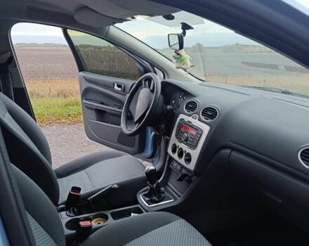 Синий Форд Фокус, объемом двигателя 1.6 л и пробегом 347 тыс. км за 4700 $, фото 13 на Automoto.ua