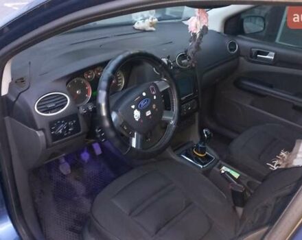 Форд Фокус 2005 в Хмельницком на Automoto.ua Синий Форд Фокус, объемом двигателя 1.56 л и пробегом 297 тыс. км за 3800 $, фото 4 на Automoto.ua
