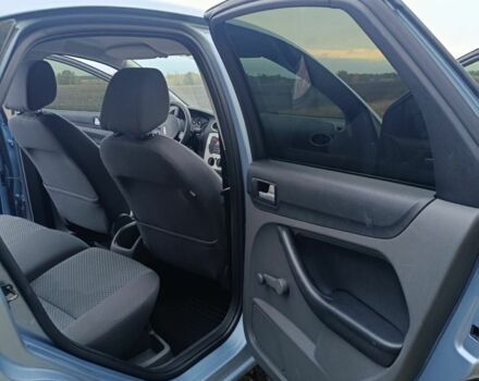 Синий Форд Фокус, объемом двигателя 1.6 л и пробегом 347 тыс. км за 4700 $, фото 15 на Automoto.ua