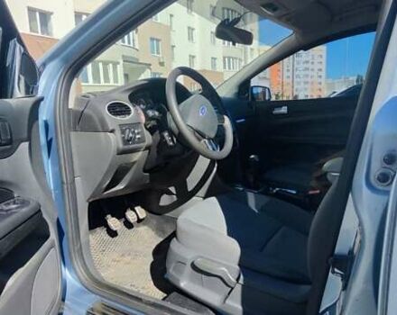 Синий Форд Фокус, объемом двигателя 1.6 л и пробегом 198 тыс. км за 6200 $, фото 3 на Automoto.ua