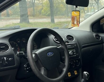 Синий Форд Фокус, объемом двигателя 1.4 л и пробегом 260 тыс. км за 2600 $, фото 4 на Automoto.ua