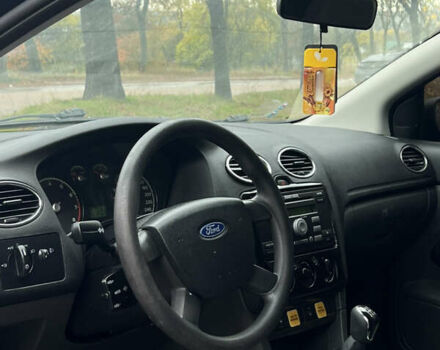 Синій Форд Фокус, об'ємом двигуна 1.4 л та пробігом 260 тис. км за 2600 $, фото 4 на Automoto.ua